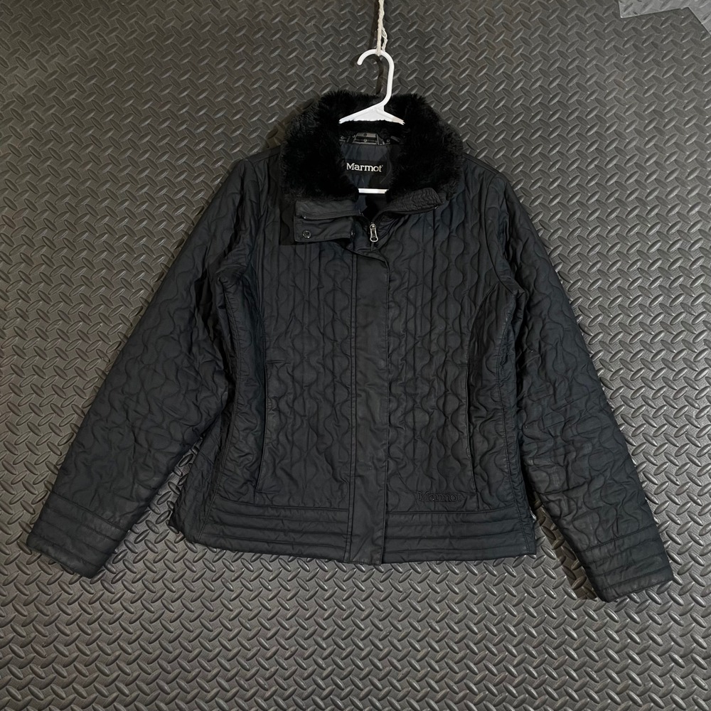 Marmot Women Black Quilted Jacket Faux Fur Collar Size Large L Warm Winter Coat‎